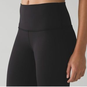 High-Rise Wunder Under